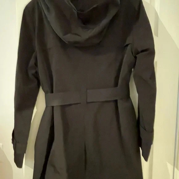 London Fog Women's Black Trench Coat with Red Lining - Picture 4 of 11
